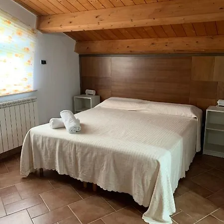 Bed and breakfast La Brezza Del Pollino 3*