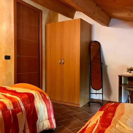Bed & Breakfast La Brezza Del Pollino 3*