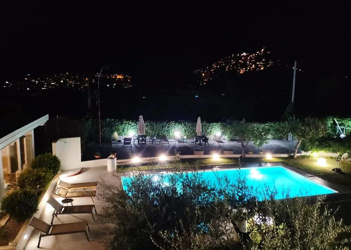 La Brezza Del Pollino 住宿加早餐酒店 3*